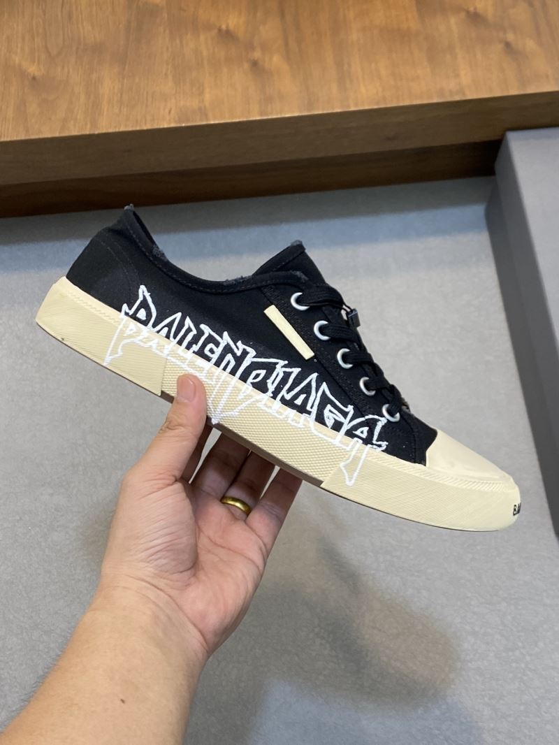 Balenciaga Low Shoes